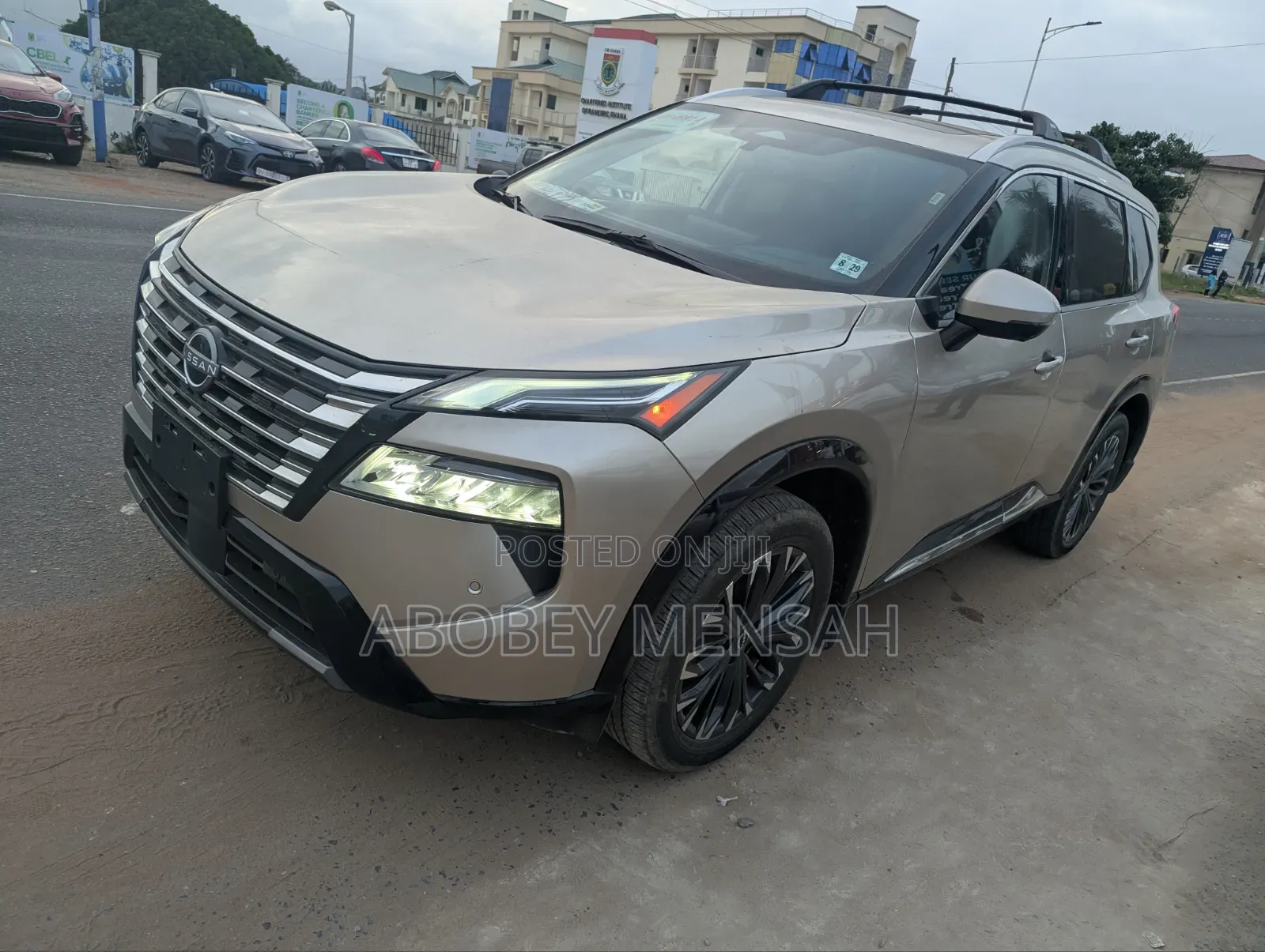 Nissan Rogue 2026 Brown