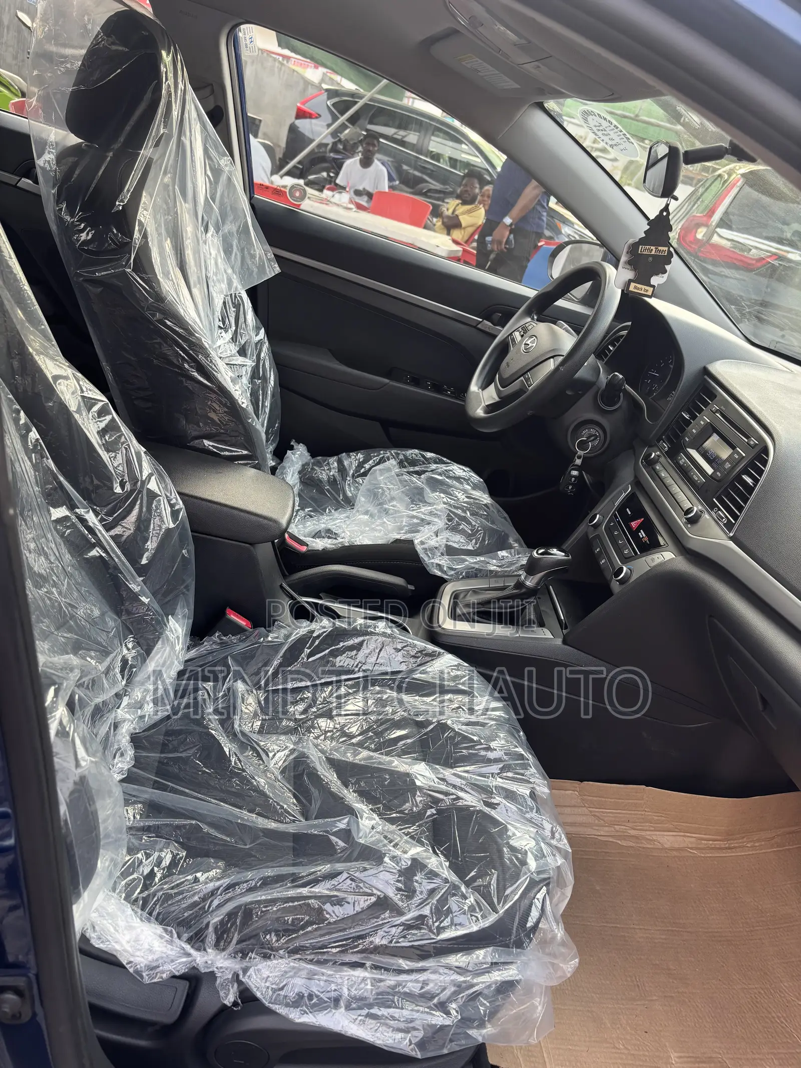 Hyundai Elantra SE Sedan FWD (2.0L 4cyl 6M) 2017 Blue