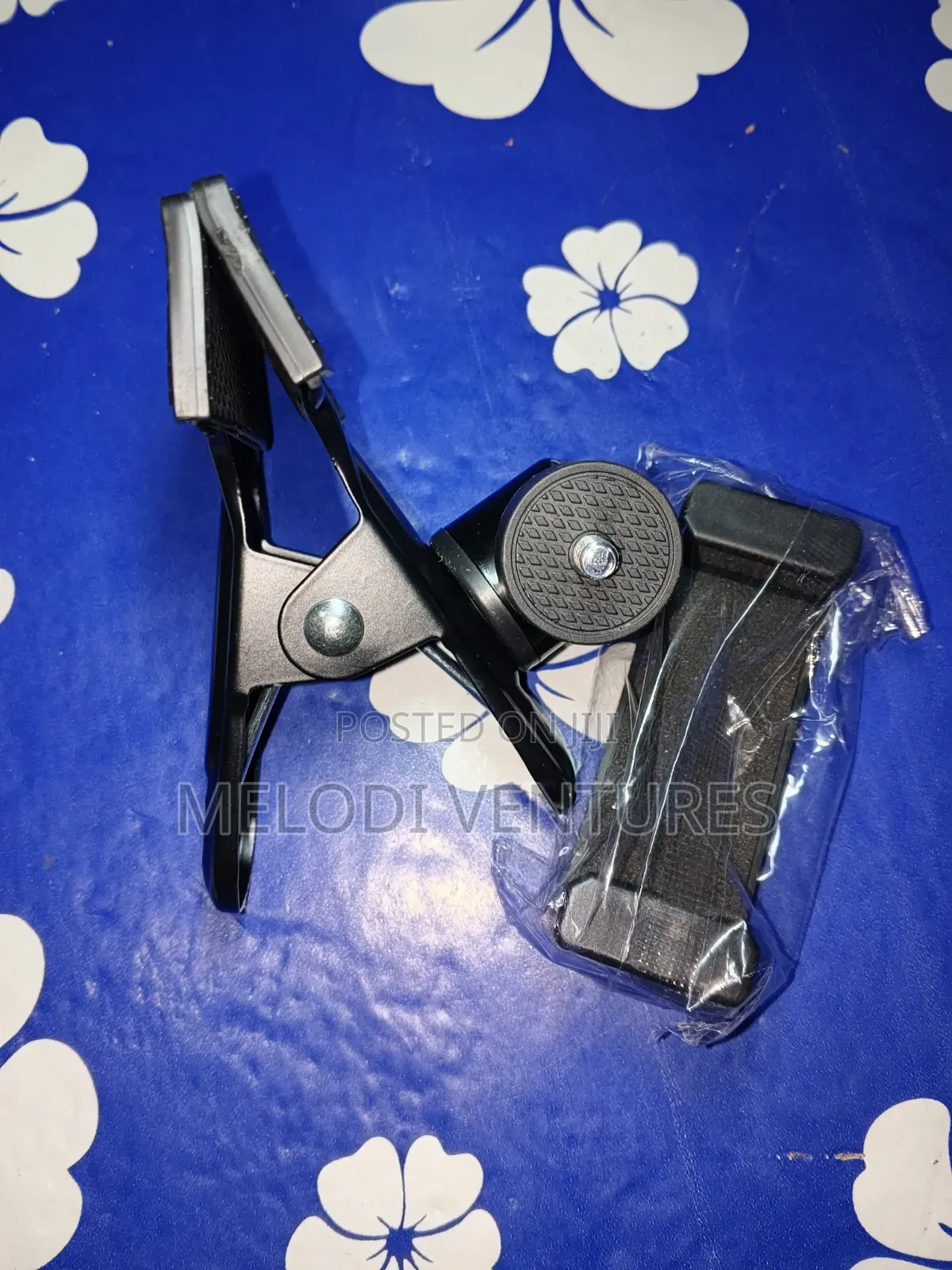 Guitar Phone Holder