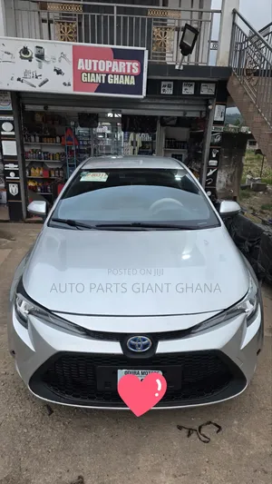 Toyota Corolla 2021 Silver