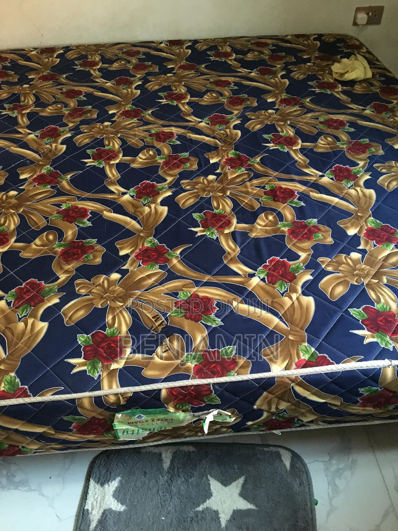 10 Inches Latex Foam Queen Size Mattress