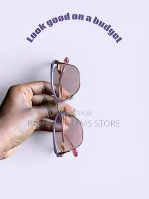 Photochromic Frame