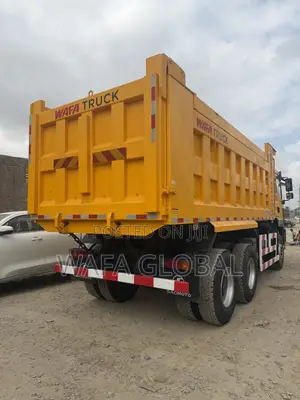 6x4 Dump Truck