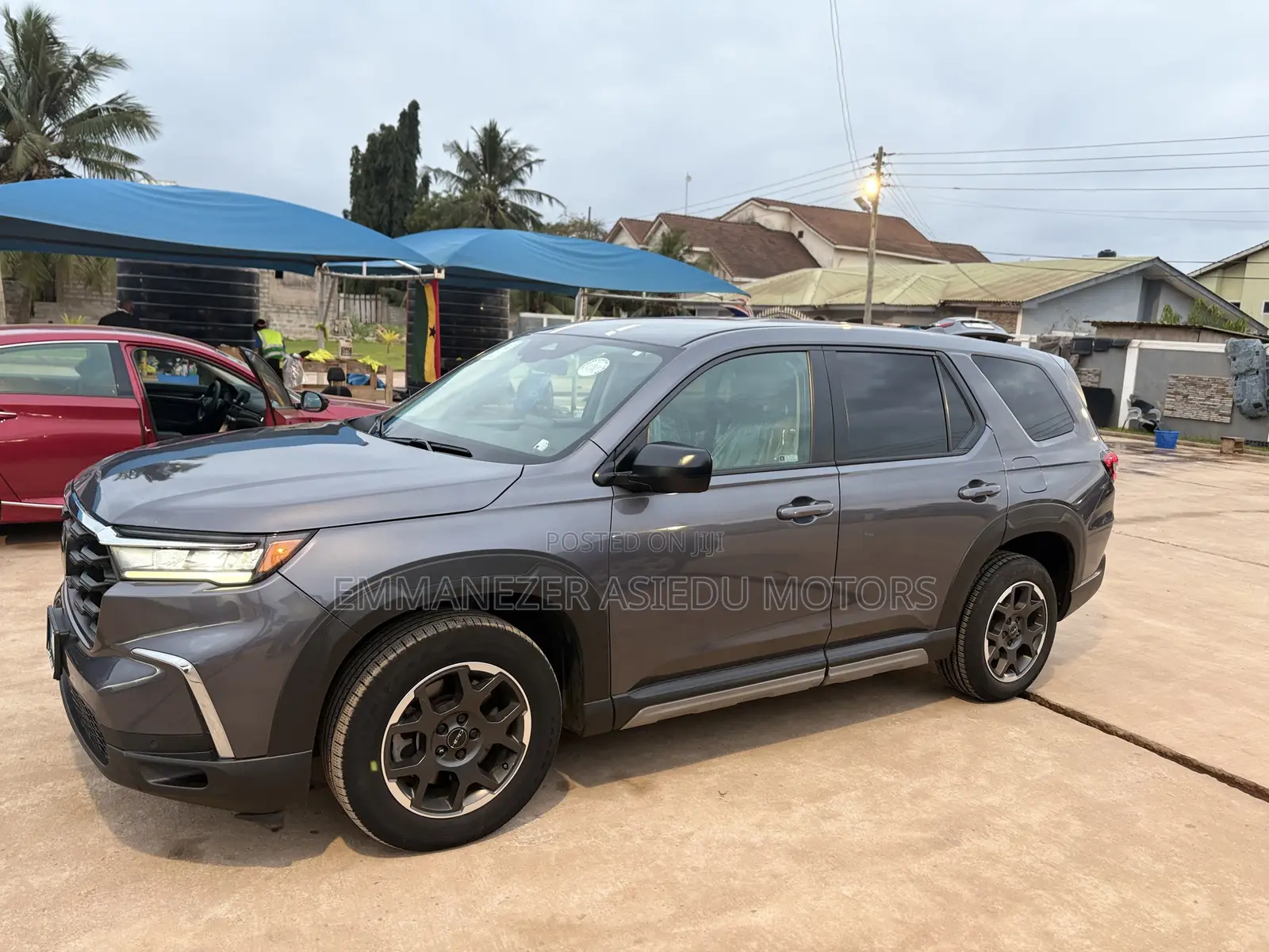 Honda Pilot EX-L 8 Passenger AWD 2023 Gray