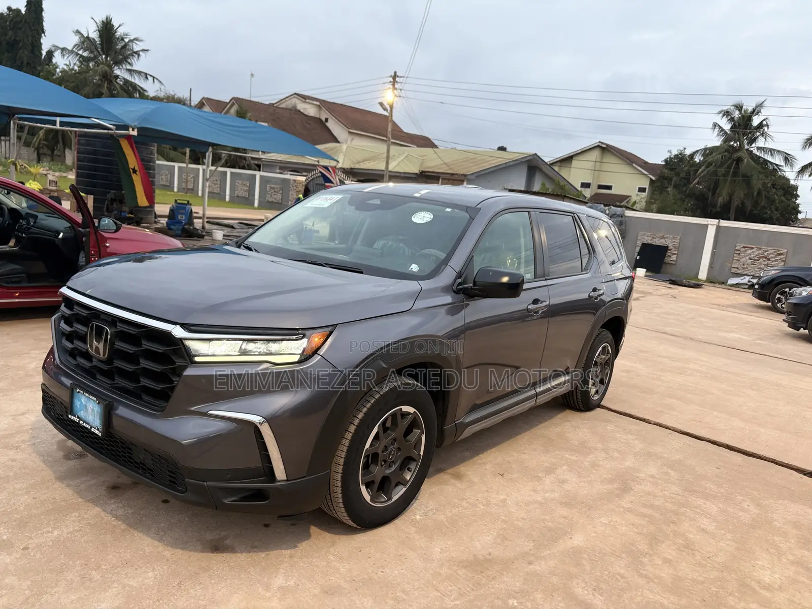 Honda Pilot EX-L 8 Passenger AWD 2023 Gray