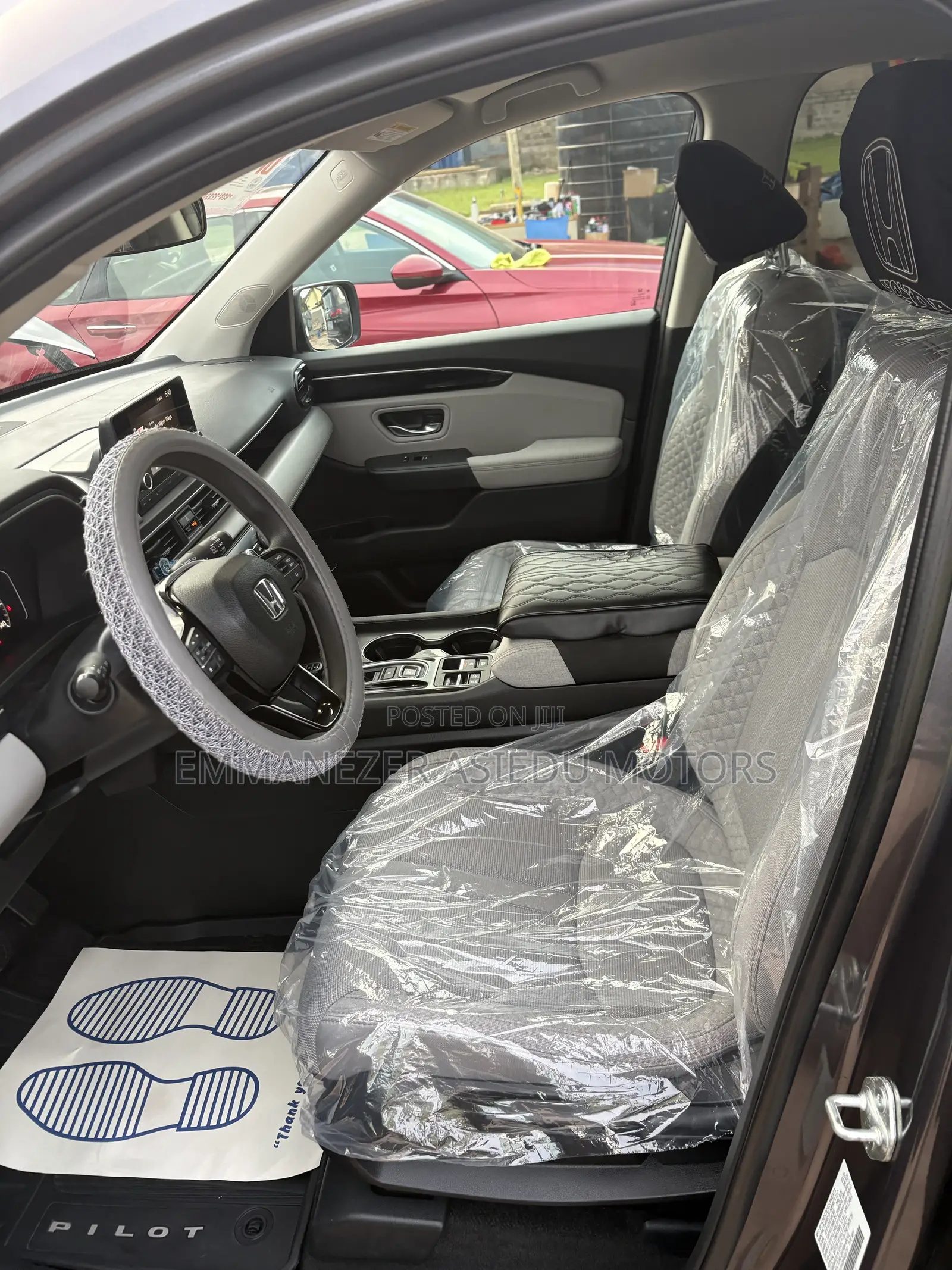 Honda Pilot EX-L 8 Passenger AWD 2023 Gray