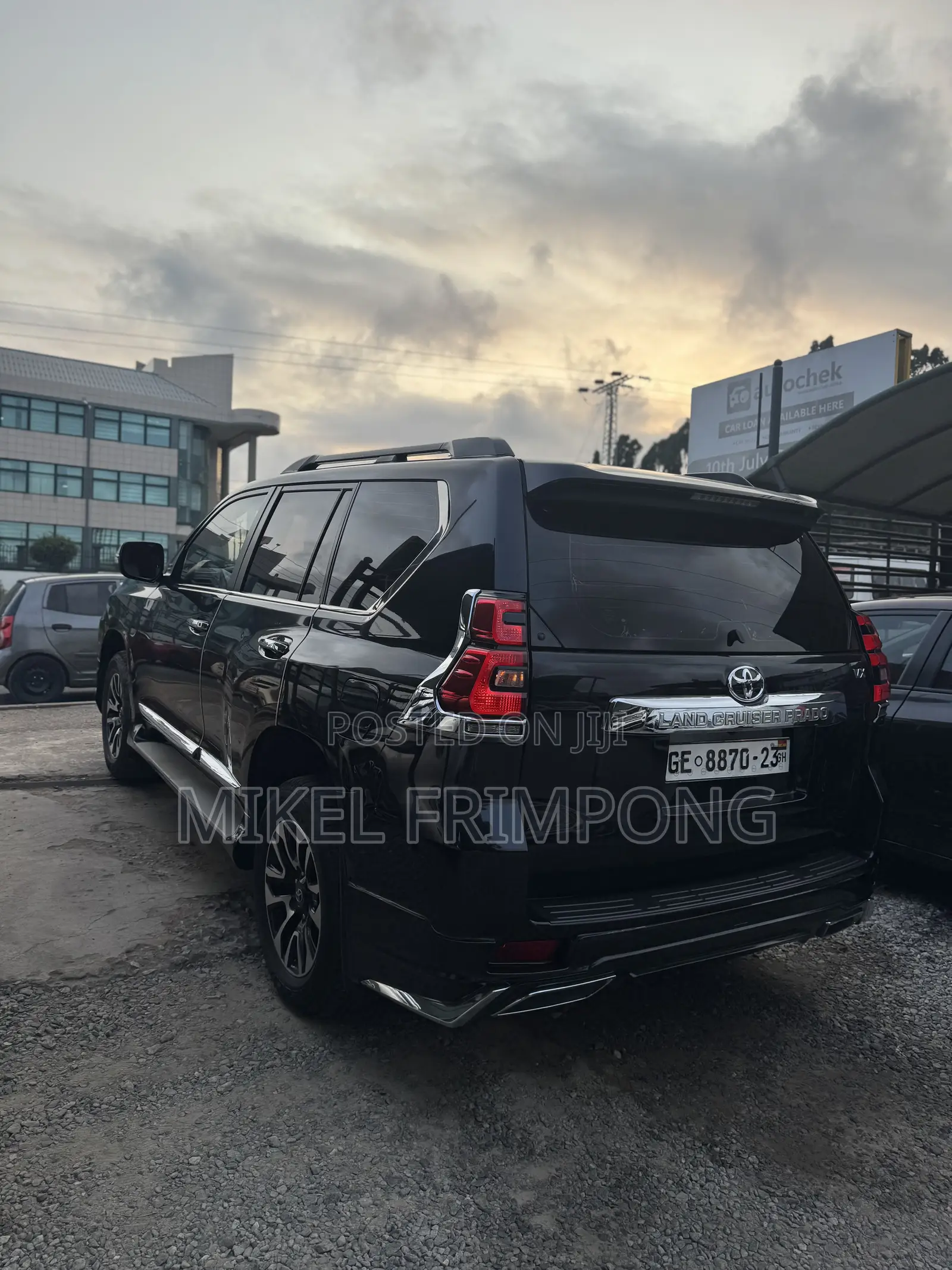 Toyota Land Cruiser Prado 2.7 2022 Black
