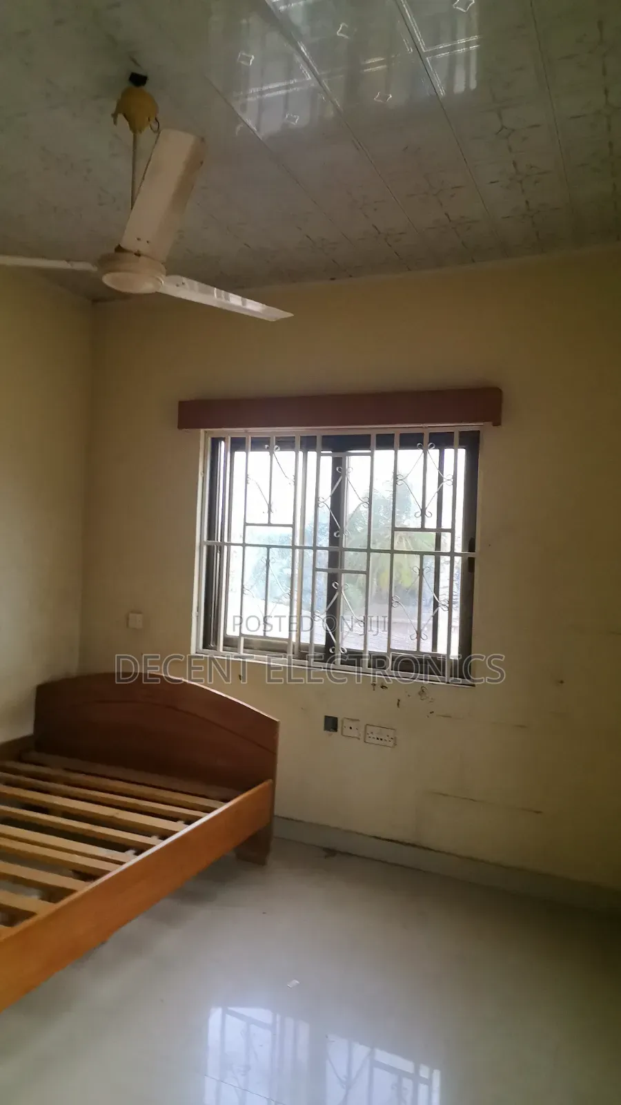 2bdrm Apartment in Yuyu Estate, Ngleshie Amanfro for rent