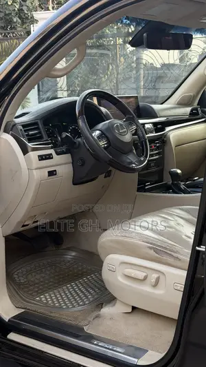 Lexus LX 570 AWD 2017 Black