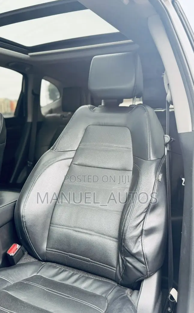 Honda CR-V Touring 4dr SUV AWD (1.5L 4cyl CVT) 2017 Silver