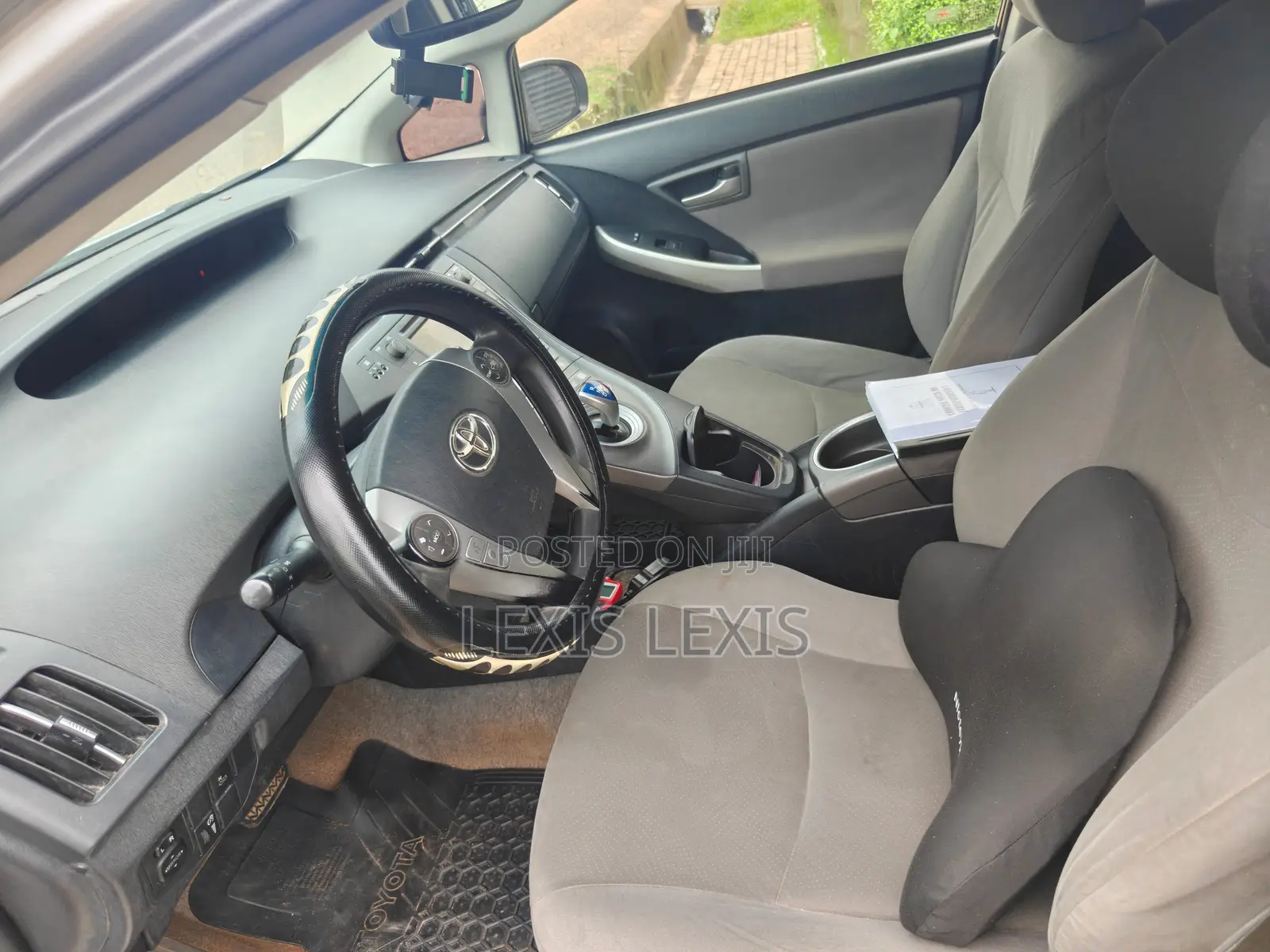 Toyota Prius FIve 2013 Gray