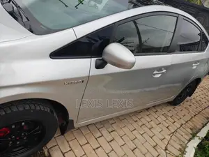 Toyota Prius FIve 2013 Gray