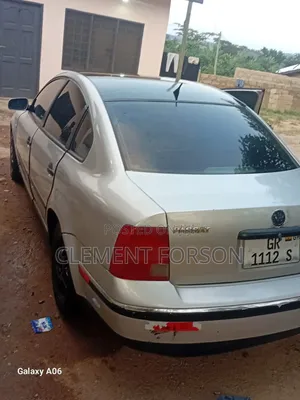 Volkswagen Passat 2005 Silver