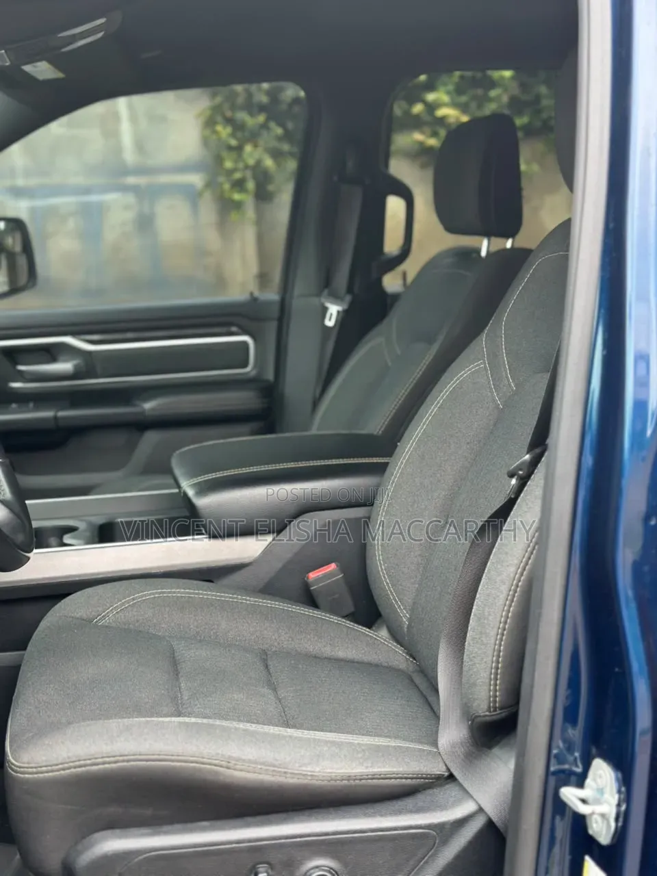 Dodge RAM 2019 Blue