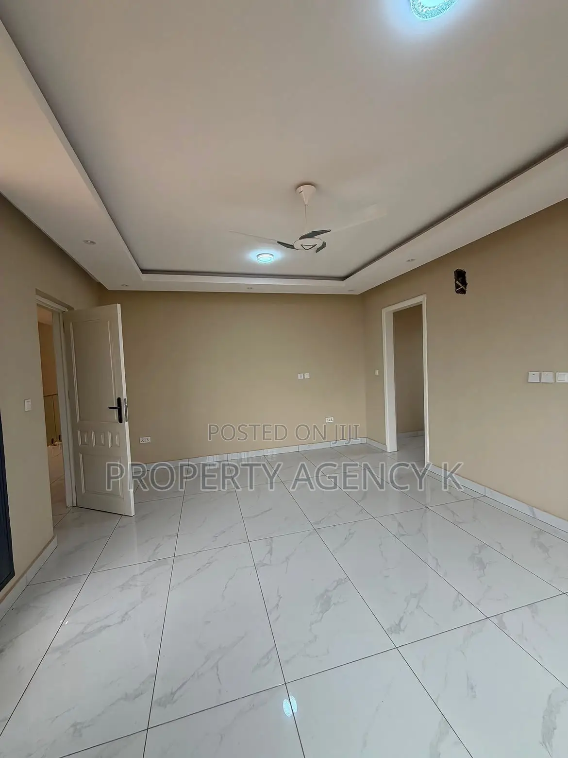 5bdrm House in Tanqos Prps, Adenta for rent