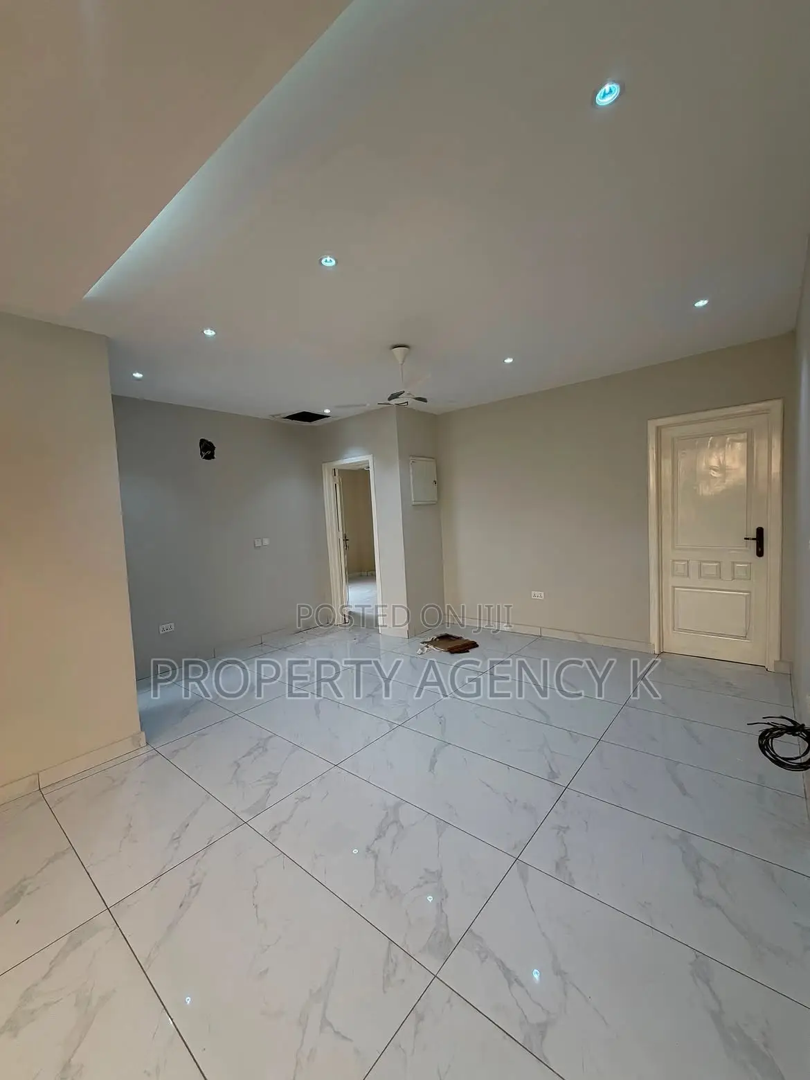 5bdrm House in Tanqos Prps, Adenta for rent