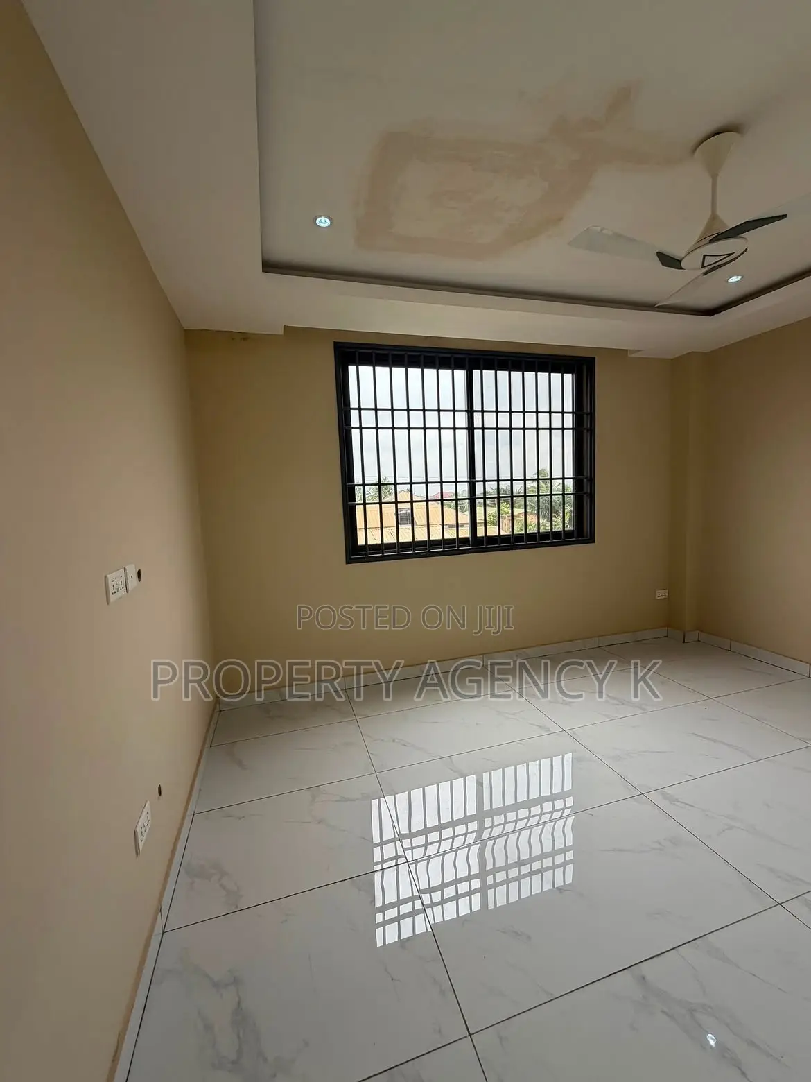5bdrm House in Tanqos Prps, Adenta for rent