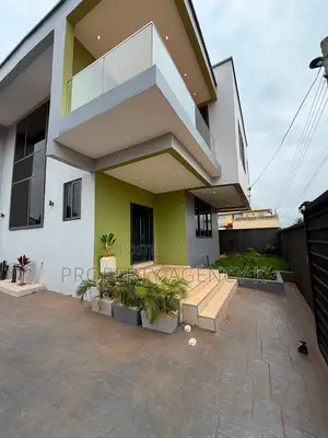 5bdrm House in Tanqos Prps, Adenta for rent