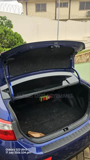 Toyota Corolla S 4dr Sedan (1.8L 4cyl CVT) 2014 Blue