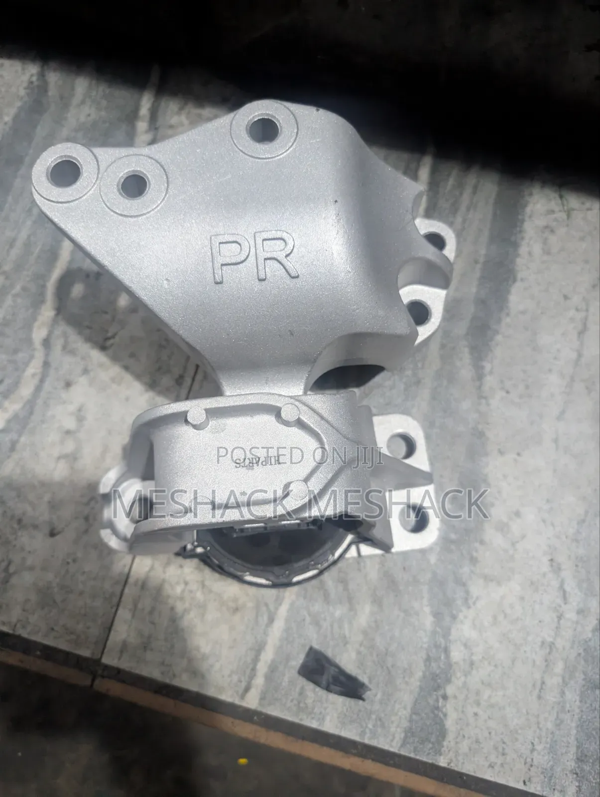 Mitsubishi Outlander Engine Seat 2020,2021,2022,2023,2024,2025 Up