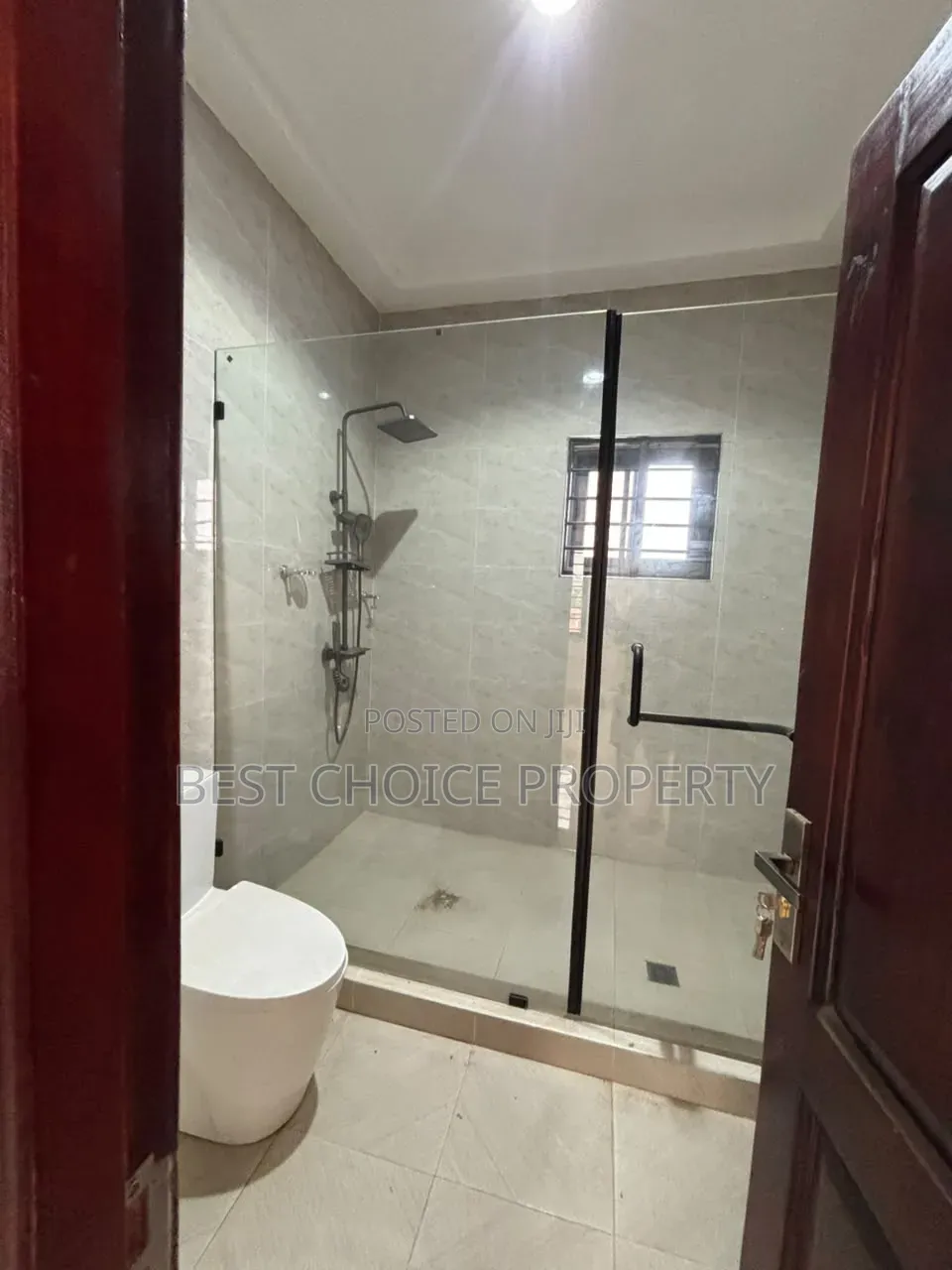 4bdrm Duplex in New Legon for sale