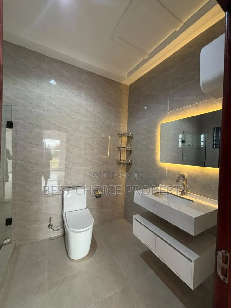 4bdrm Duplex in New Legon for sale