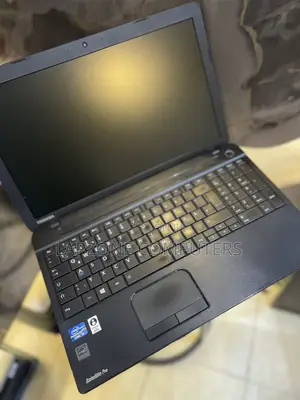 Laptop Toshiba Satellite Pro C650 6GB Intel Core i3 HDD 500GB