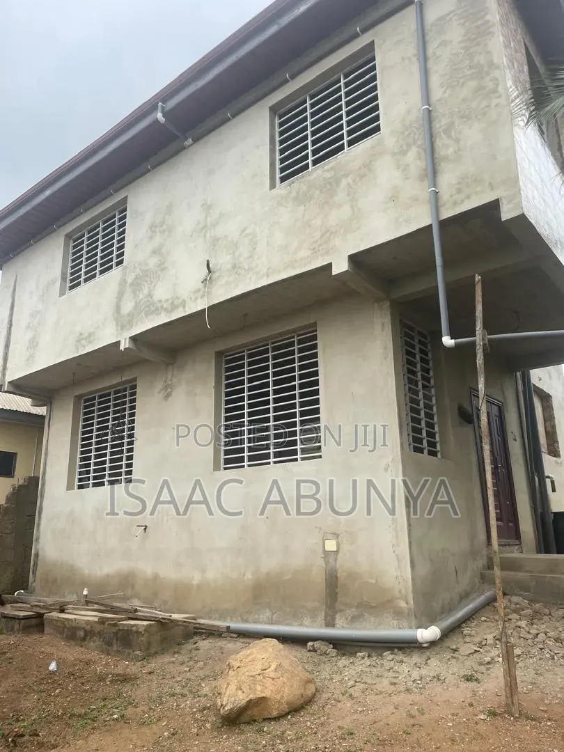 3bdrm House in Gomoa West for sale