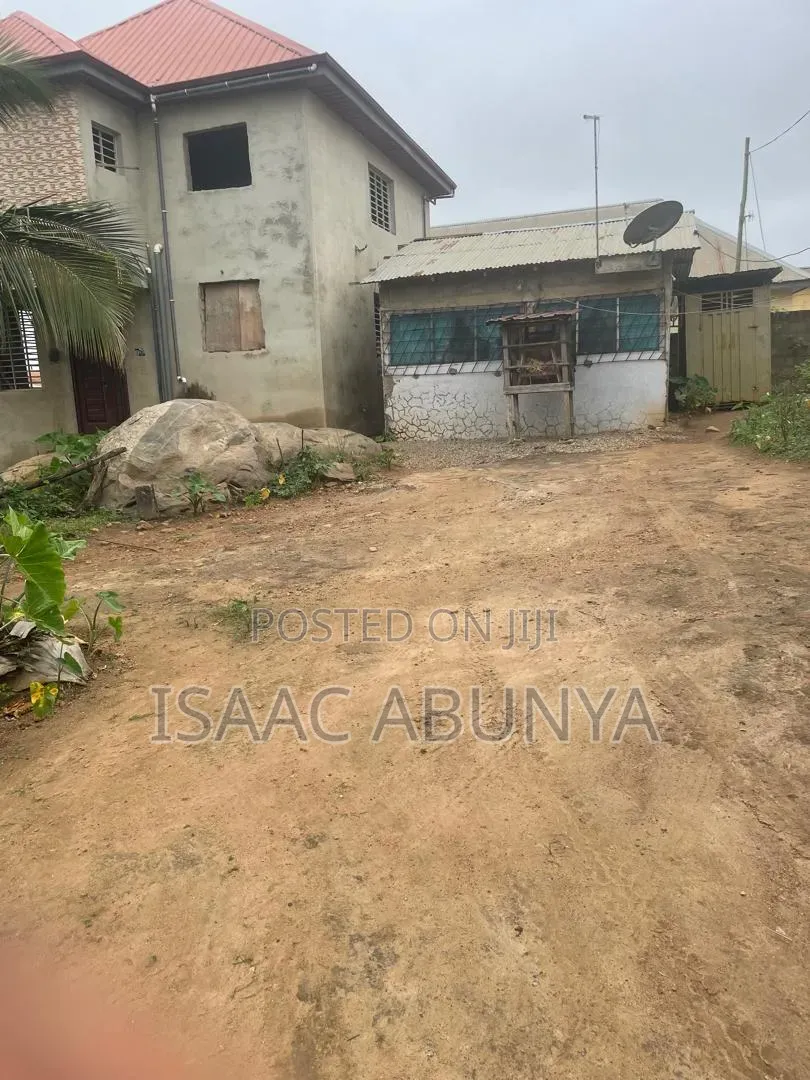 3bdrm House in Gomoa West for sale