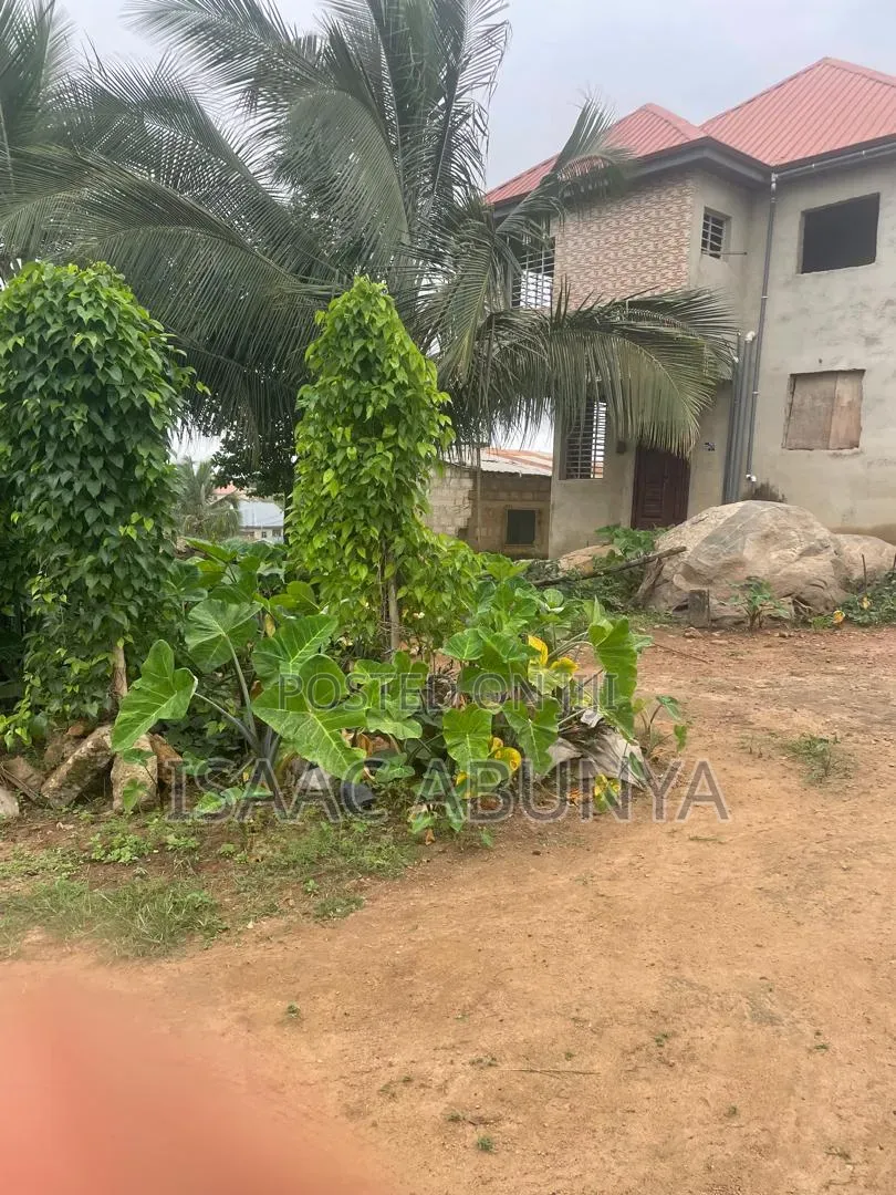 3bdrm House in Gomoa West for sale