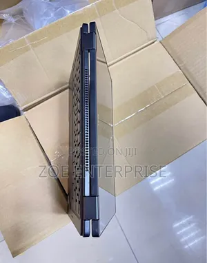 Laptop Dell Latitude 7390 2-in-1 8GB Intel Core i5 SSD 256GB