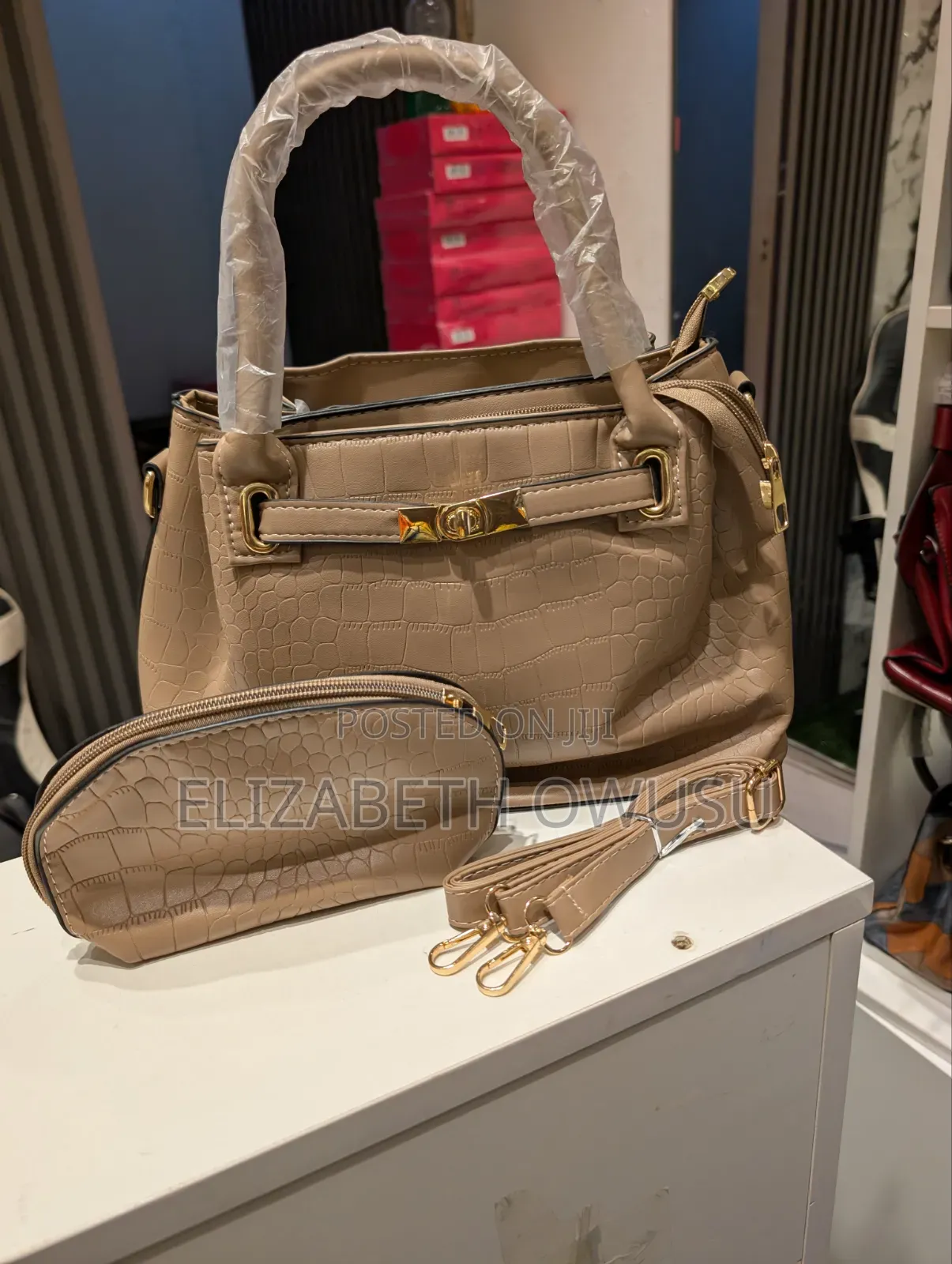 Dressing Bag