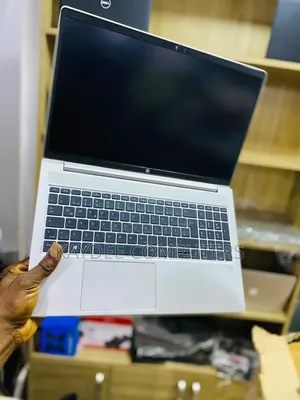 Laptop HP ProBook 455 8GB AMD Ryzen 5 SSD 256GB