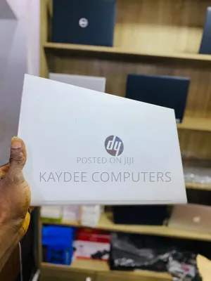 Laptop HP ProBook 455 8GB AMD Ryzen 5 SSD 256GB