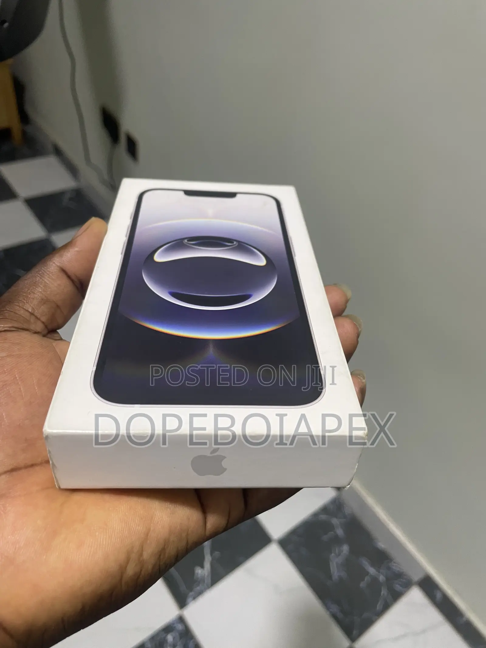 New Apple iPhone 16e 128 GB White