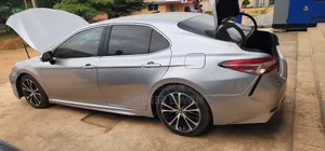 Toyota Camry 2018 Gray