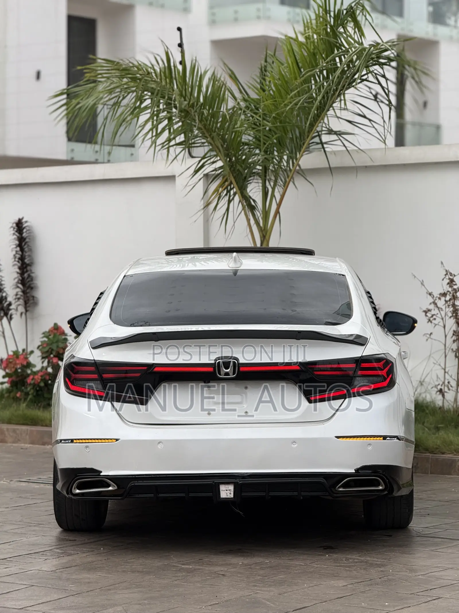 Honda Accord Touring 2.0T 2021 White
