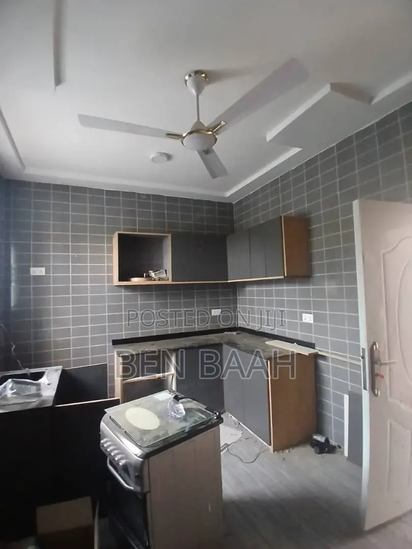 4bdrm Duplex in Ben Properties, Accra Metropolitan for sale