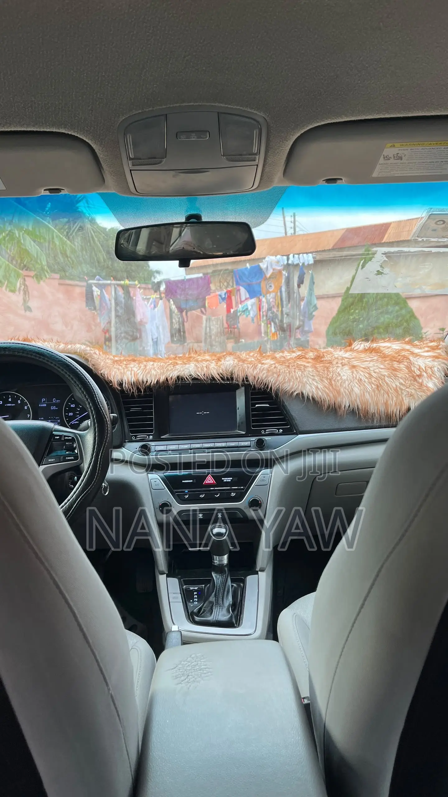 Hyundai Elantra SE Sedan FWD (2.0L 4cyl 6M) 2017 Black
