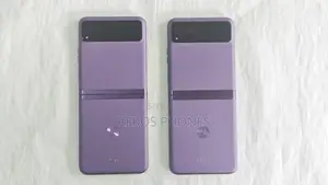 New Motorola Razr 40s 256 GB Purple