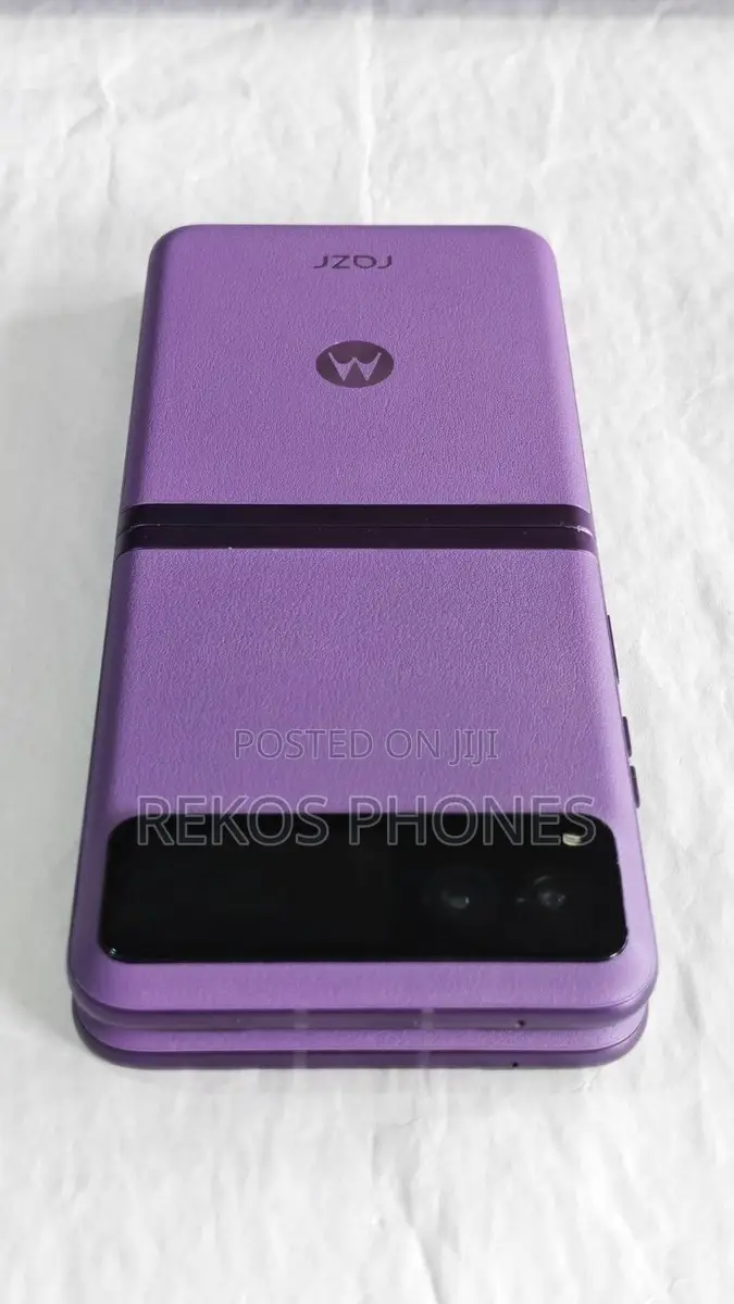 New Motorola Razr 40s 256 GB Purple