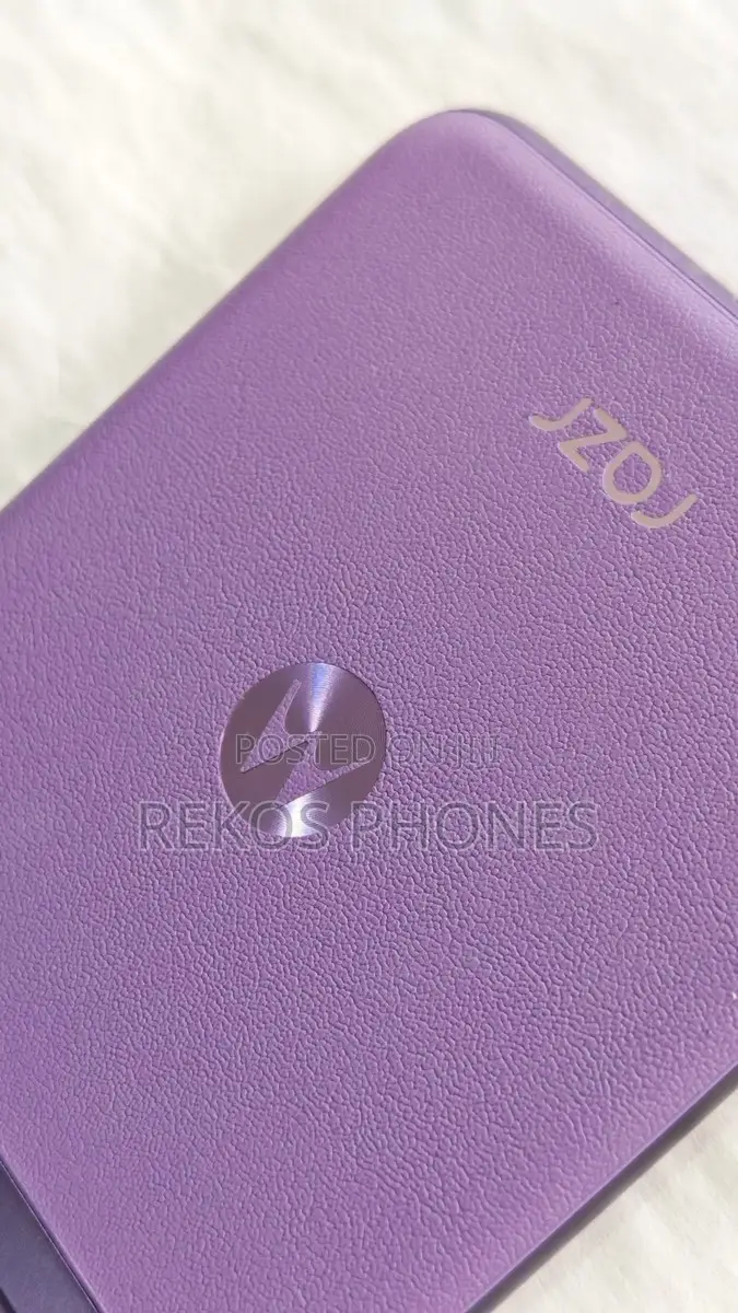 New Motorola Razr 40s 256 GB Purple