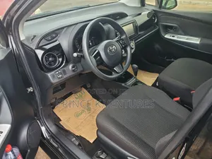 Toyota Vitz 1.5 FWD 3dr 2015 Black