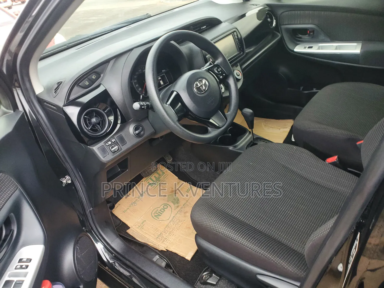 Toyota Vitz 1.5 FWD 3dr 2015 Black