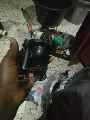 Ford Escape 2007 Thermostat Housing