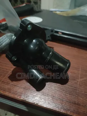 Ford Escape 2007 Thermostat Housing