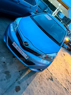 Toyota Vitz 2012 Blue