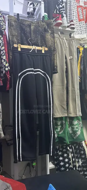 Men-Simple Down for Sale in Labadi