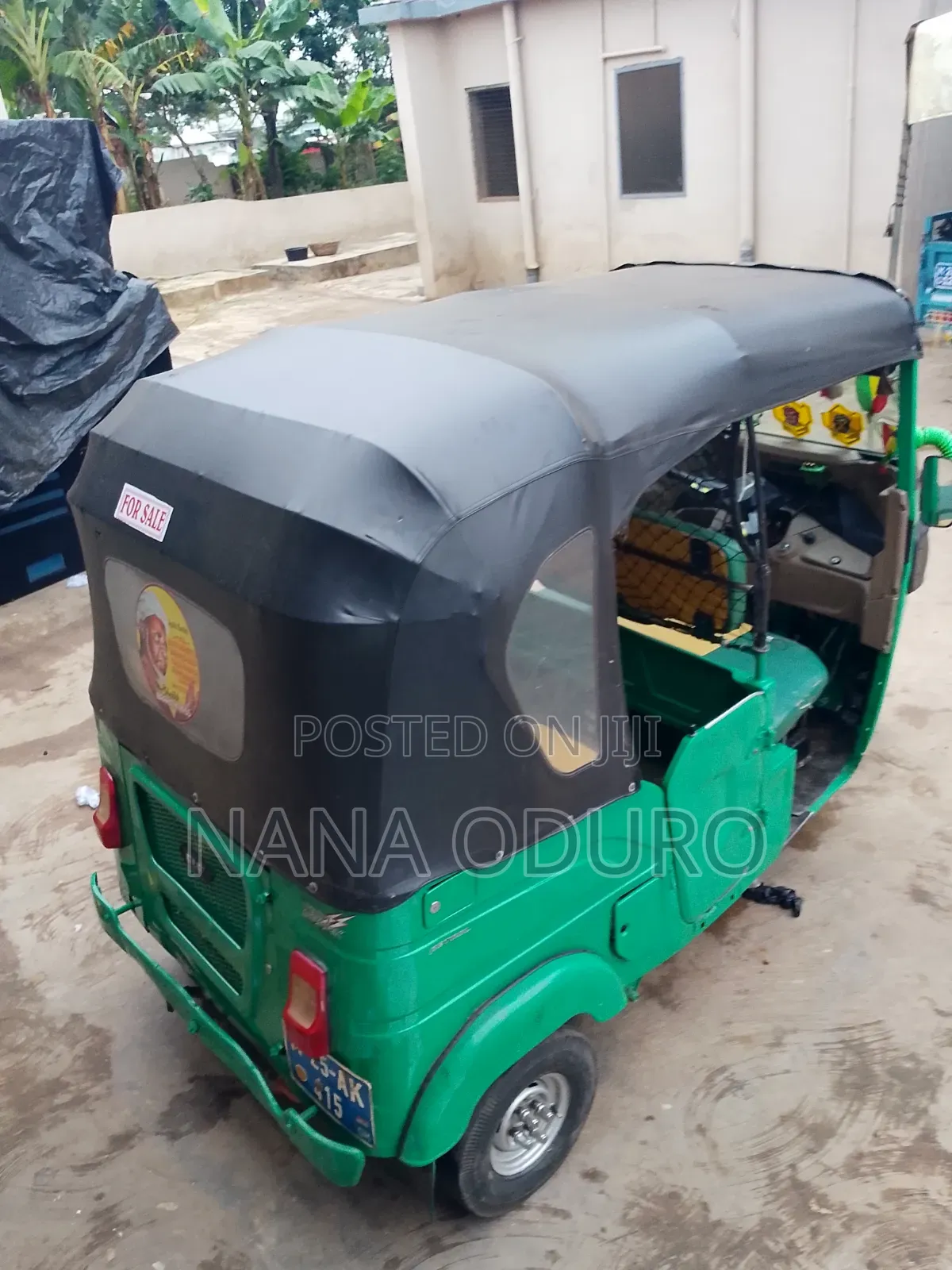 Bajaj RE 2025 Green