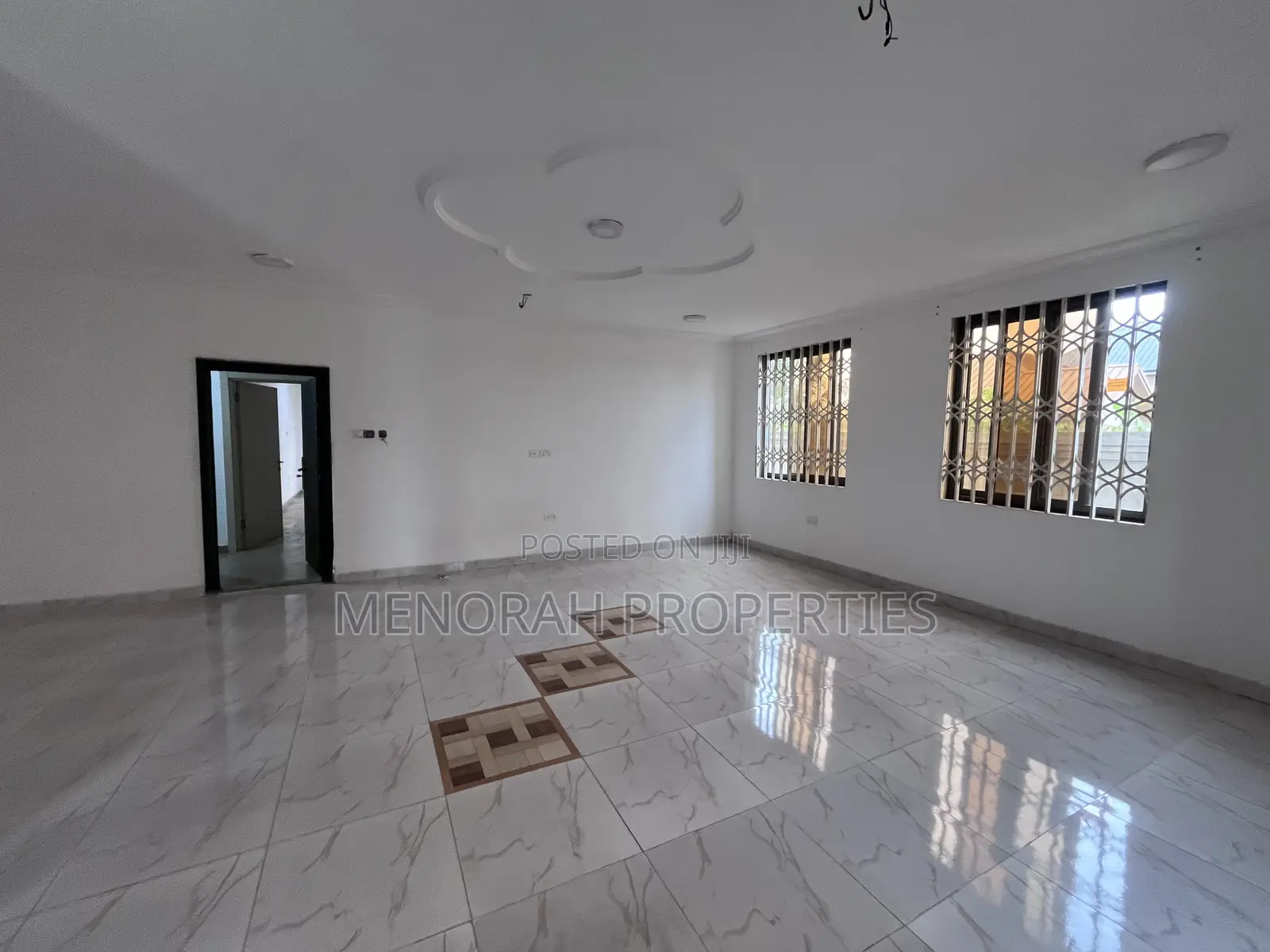 2bdrm Apartment in Adenta Amrahia for rent
